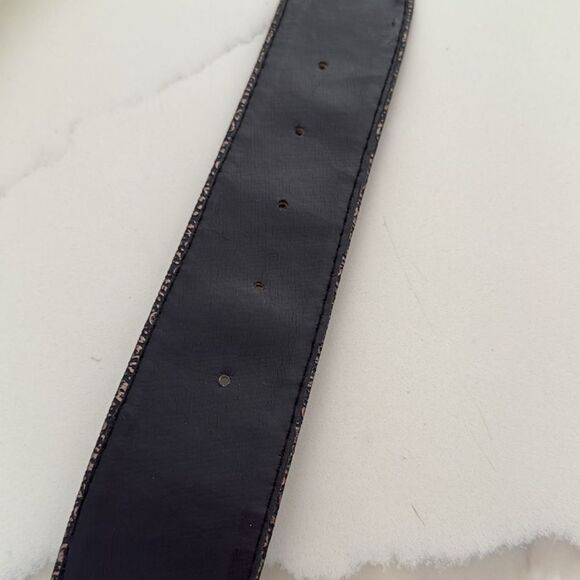 VINTAGE 80s Gold Embossed Waist Belt Bow & Buttons - Picture 11 of 11